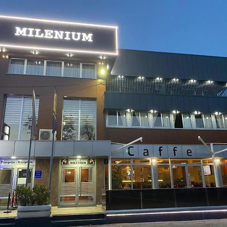 Lukavac Hotel New Milenium מראה חיצוני תמונה