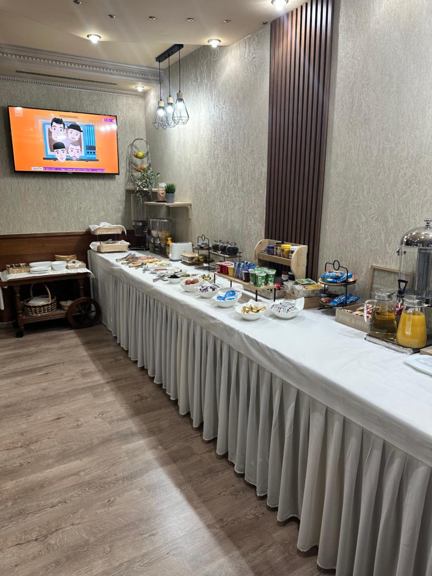 Lukavac Hotel New Milenium מראה חיצוני תמונה