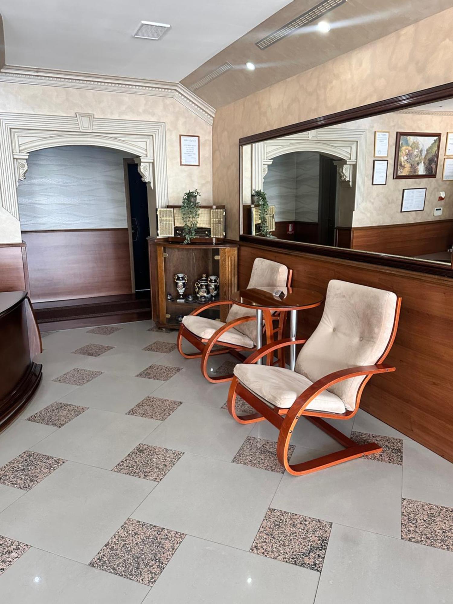 Lukavac Hotel New Milenium מראה חיצוני תמונה