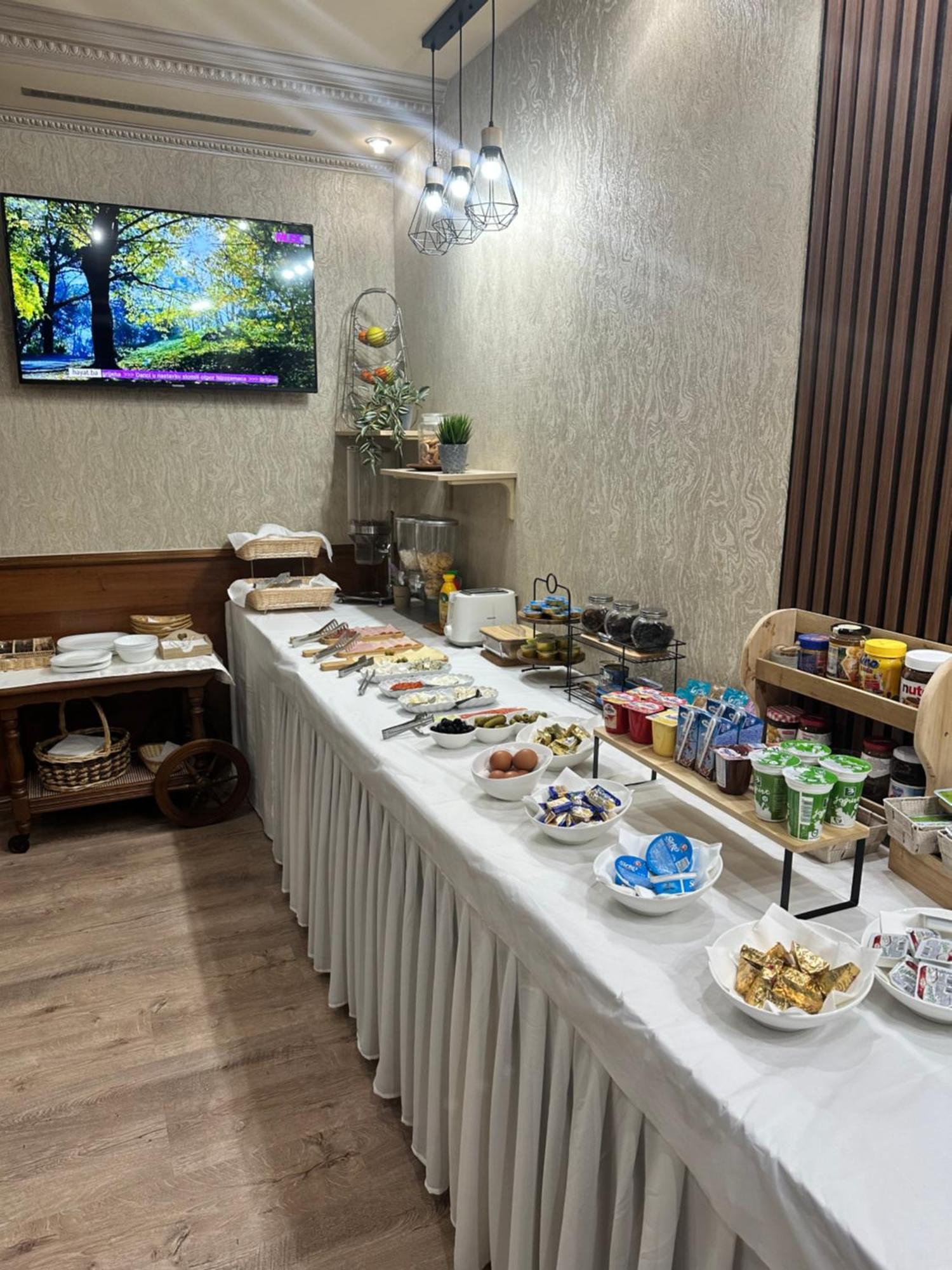 Lukavac Hotel New Milenium מראה חיצוני תמונה
