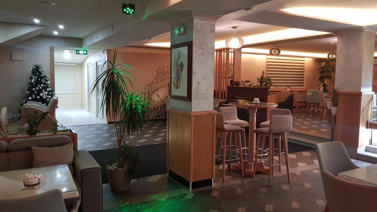 Lukavac Hotel New Milenium מראה חיצוני תמונה
