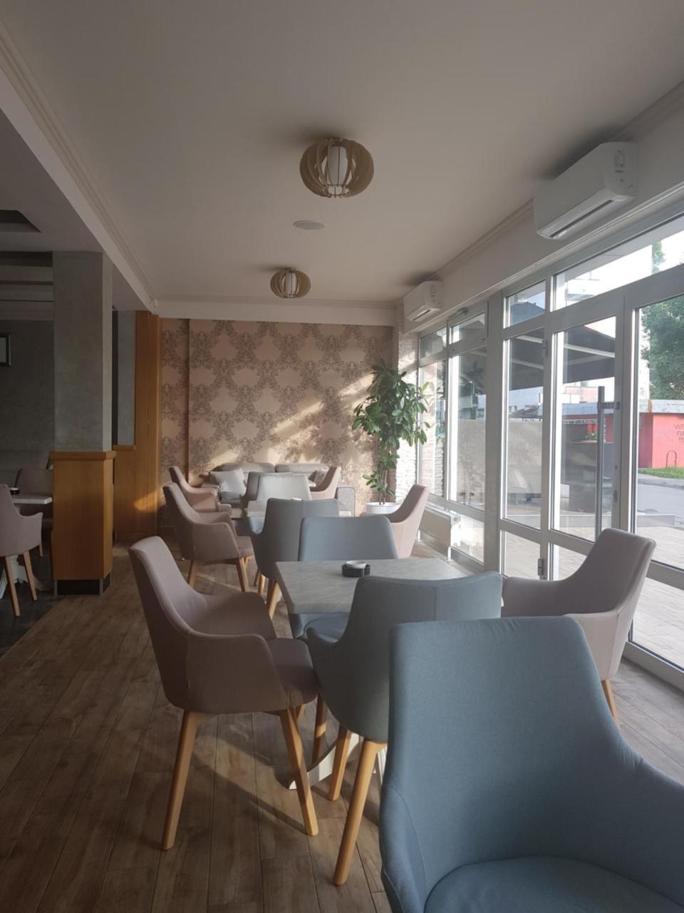 Lukavac Hotel New Milenium מראה חיצוני תמונה